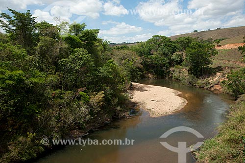  Assunto: Vista do Rio São Francisco no Parque Nacional da Serra da Canastra / Local: Vargem Bonita - Minas Gerais (MG) - Brasil / Data: 10/2011 