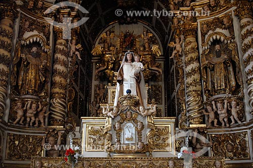  Assunto: Altar-mor da Igreja Nossa Senhora do Carmo (Século XVIII) / Local: Alcântara - Maranhão (MA) - Brasil / Data: 09/2010 