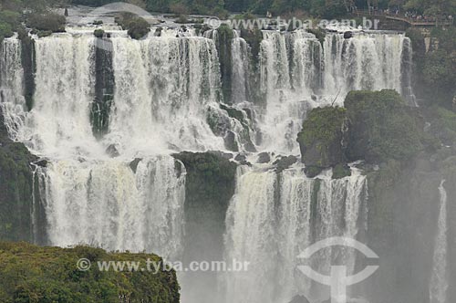  Assunto: Cataratas do Iguaçu no Parque Nacional do Iguaçu / Local: Foz do Iguaçu - Paraná (PR) - Brasil / Data: 07/2012 