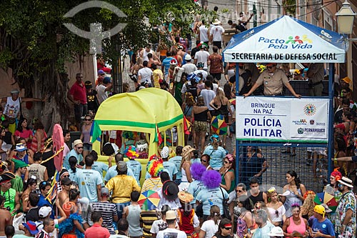  Assunto: Policiamento durante o carnaval de rua em Olinda / Local: Olinda - Pernambuco (PE) - Brasil / Data: 02/2013 