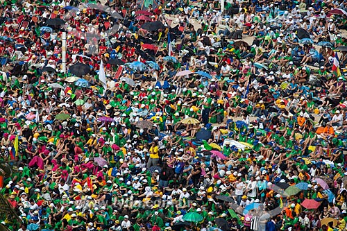  Assunto: Peregrinos na Praia de Copacabana durante a Jornada Mundial da Juventude (JMJ) / Local: Copacabana - Rio de Janeiro (RJ) - Brasil / Data: 07/2013 