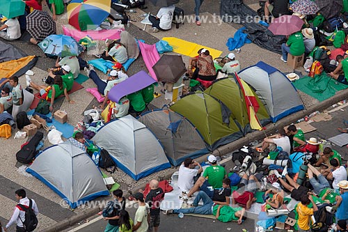  Assunto: Barracas de peregrinos na Praia de Copacabana durante a Jornada Mundial da Juventude (JMJ) / Local: Copacabana - Rio de Janeiro (RJ) - Brasil / Data: 07/2013 