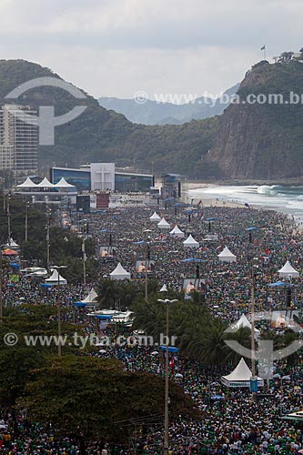  Assunto: Peregrinos na Praia de Copacabana durante a Jornada Mundial da Juventude (JMJ) / Local: Copacabana - Rio de Janeiro (RJ) - Brasil / Data: 07/2013 