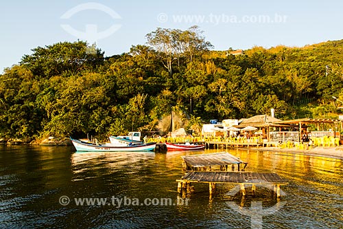  Assunto: Bar na Lagoa da Conceição / Local: Florianópolis - Santa Catarina (SC) - Brasil / Data: 09/2013 