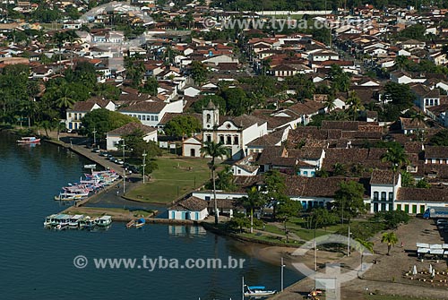  Assunto: Foto aérea da Igreja de Nossa Senhora dos Remédios (1873) / Local: Paraty - Rio de Janeiro (RJ) - Brasil / Data: 04/2011 