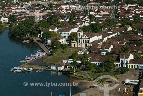  Assunto: Foto aérea da Igreja de Nossa Senhora dos Remédios (1873) / Local: Paraty - Rio de Janeiro (RJ) - Brasil / Data: 04/2011 