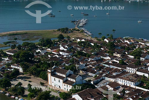  Assunto: Foto aérea da Igreja de Nossa Senhora dos Remédios (1873) / Local: Paraty - Rio de Janeiro (RJ) - Brasil / Data: 04/2011 