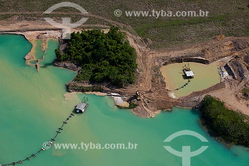  Assunto: Foto aérea de área de extração de areia / Local: Seropédica - Rio de Janeiro (RJ) - Brasil / Data: 04/2011 