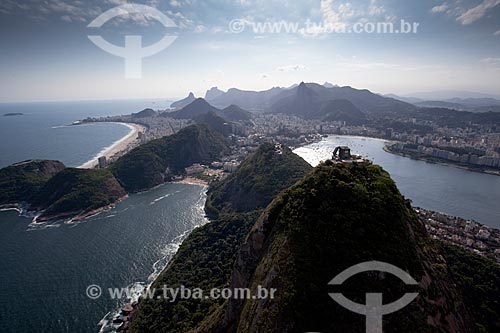  Assunto: Foto aérea do Pão de Açucar, Praia Vermelha e Enseada de Botafogo / Local: Urca - Rio de Janeiro (RJ) - Brasil / Data: 04/2011 