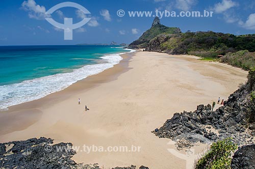  Assunto: Praia do Boldró com Morro do Pico ao fundo / Local: Arquipélago de Fernando de Noronha - Pernambuco (PE) - Brasil / Data: 10/2013 