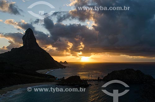  Assunto: Pôr do sol em Fernando de Noronha / Local: Arquipélago de Fernando de Noronha - Pernambuco (PE) - Brasil / Data: 10/2013 