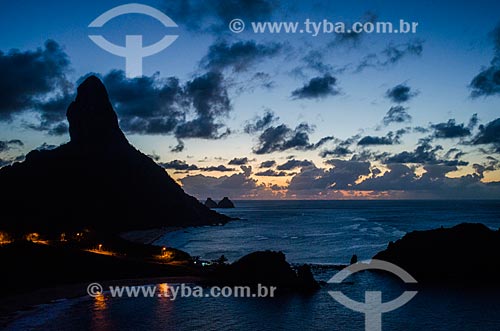  Assunto: Pôr do sol em Fernando de Noronha / Local: Arquipélago de Fernando de Noronha - Pernambuco (PE) - Brasil / Data: 10/2013 