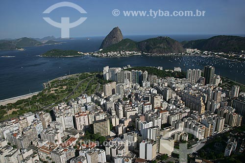  Foto aérea do Flamengo com o Pão de Açúcar ao fundo  - Rio de Janeiro - Rio de Janeiro - Brasil