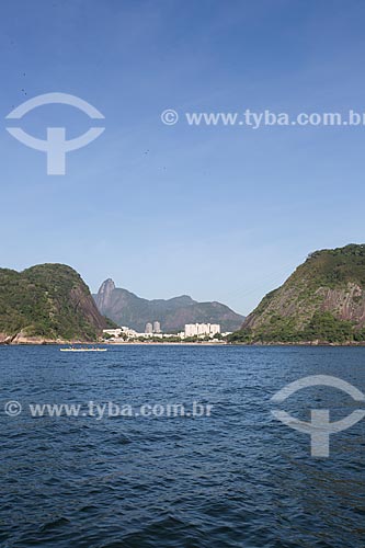  Assunto: Morro da Urca visto da Baía de Guanabara com a Praia Vermelha ao fundo / Local: Urca - Rio de Janeiro (RJ) - Brasil / Data: 11/2013 