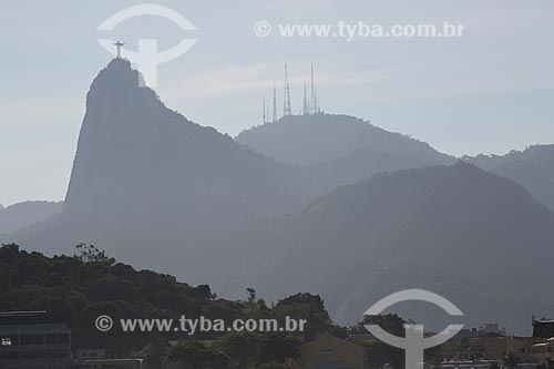  Assunto: Cristo Redentor (1931) com o Morro do Sumaré ao fundo / Local: Rio de Janeiro (RJ) - Brasil / Data: 11/2013 