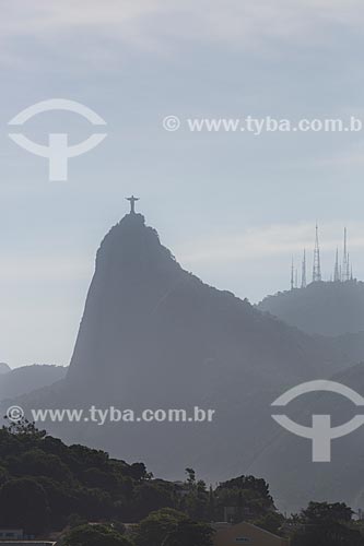  Assunto: Cristo Redentor (1931) com o Morro do Sumaré ao fundo / Local: Rio de Janeiro (RJ) - Brasil / Data: 11/2013 