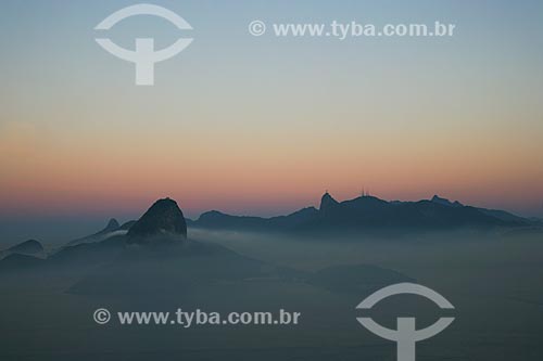  Vista do Pão de Açúcar à partir do Morro do Pico   - Niterói - Rio de Janeiro - Brasil