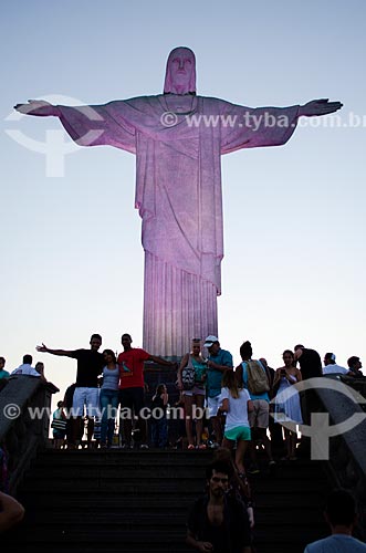  Assunto: Turistas no Cristo Redentor (1931) / Local: Rio de Janeiro (RJ) - Brasil / Data: 03/2014 