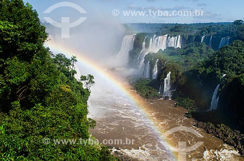  Assunto: Cataratas do Iguaçu no Parque Nacional do Iguaçu / Local: Foz do Iguaçu - Paraná (PR) - Brasil / Data: 04/2014 