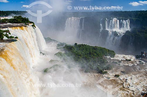  Assunto: Cataratas do Iguaçu no Parque Nacional do Iguaçu / Local: Foz do Iguaçu - Paraná (PR) - Brasil / Data: 04/2014 