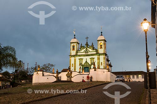  Assunto: Vista noturna do Santuário de Bom Jesus de Matosinhos e dos doze profetas / Local: Congonhas - Minas Gerais (MG) - Brasil  / Data: 06/2012 