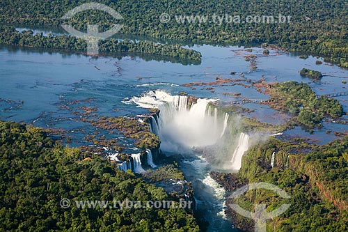  Assunto: Foto aérea das Cataratas do Iguaçu / Local: Foz do Iguaçu - Paraná (PR) - Brasil / Data: 05/2008 