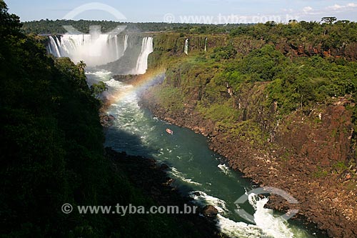  Assunto: Arco-Íris nas Cataratas do Iguaçu / Local: Foz do Iguaçu - Paraná (PR) - Brasil / Data: 05/2008 