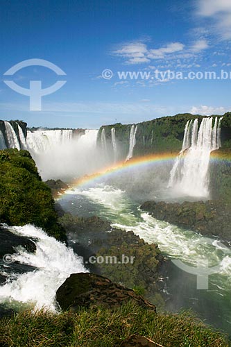  Assunto: Arco-Íris nas Cataratas do Iguaçu / Local: Foz do Iguaçu - Paraná (PR) - Brasil / Data: 05/2008 