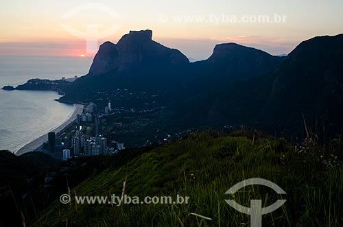  Assunto: Vista geral de São Conrado com a Pedra da Gávea ao fundo a partir do Morro Dois Irmãos / Local: São Conrado - Rio de Janeiro (RJ) - Brasil / Data: 02/2014 