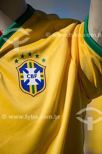  Detalhe de manequim com a camisa da Seleção Brasileira em manifestação contra os gastos da Copa do Mundo na Praia de Copacabana  - Rio de Janeiro - Rio de Janeiro (RJ) - Brasil