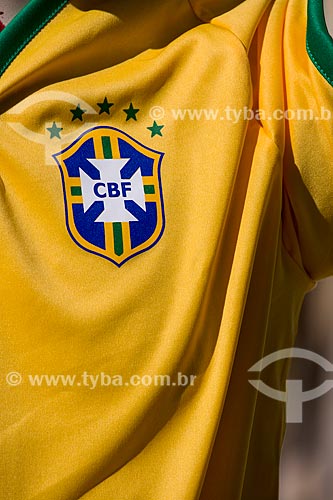  Detalhe de manequim com a camisa da Seleção Brasileira em manifestação contra os gastos da Copa do Mundo na Praia de Copacabana  - Rio de Janeiro - Rio de Janeiro (RJ) - Brasil