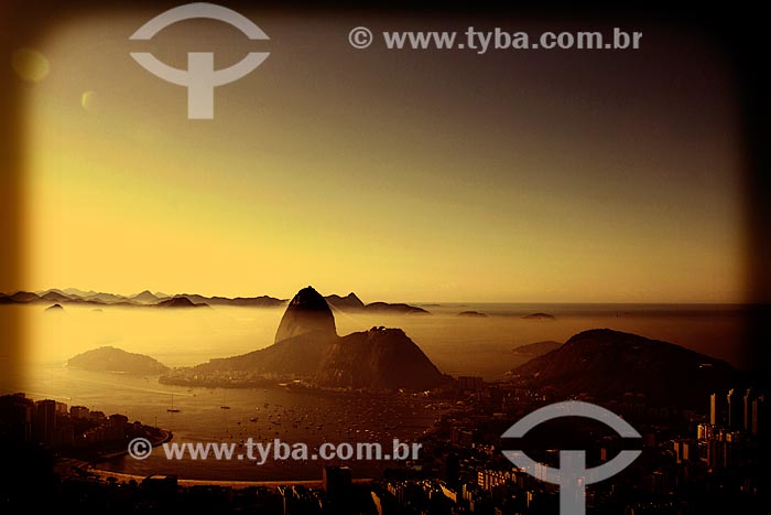  Pão de Açúcar ao amanhecer  - Rio de Janeiro - Rio de Janeiro (RJ) - Brasil