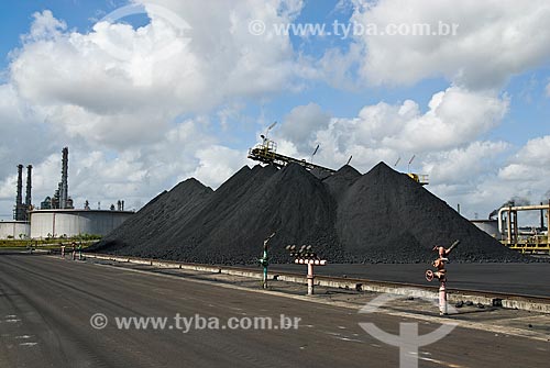  Processamento de asfalto na Refinaria Alberto Pasqualini (REFAP)  - Esteio - Rio Grande do Sul (RS) - Brasil