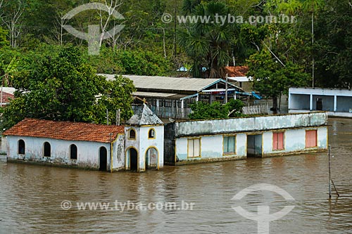  Inundação de igreja e casas   - Urucará - Amazonas (AM) - Brasil