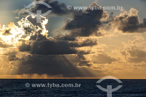  Nascer do sol na Praia de Algodões  - Maraú - Bahia (BA) - Brasil