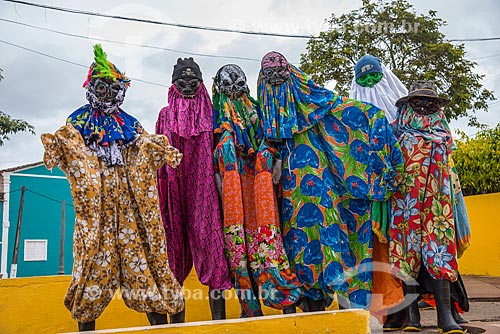  Adolescentes fantasiados de Bate-bola durante o carnaval  - Itacaré - Bahia (BA) - Brasil