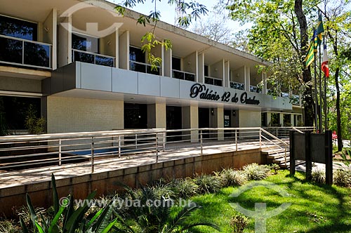  Fachada do Palácio 12 de Outubro - sede da Prefeitura da cidade de Itumbiara  - Itumbiara - Goiás (GO) - Brasil