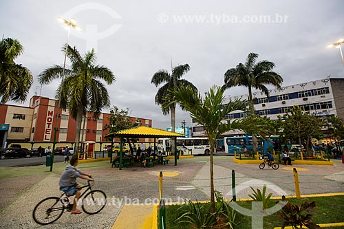  Praça da Revolução próximo a Estação de trem de Edson Passos   - Mesquita - Rio de Janeiro (RJ) - Brasil