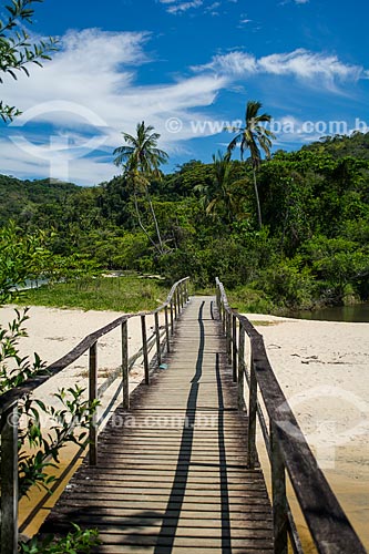  Ponte de madeira na Praia dos Mangues  - Angra dos Reis - Rio de Janeiro (RJ) - Brasil