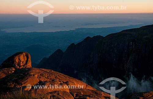  Vista da Baía de Guanabara a partir da Pedra do Sino no Parque Nacional da Serra dos Órgãos  - Guapimirim - Rio de Janeiro (RJ) - Brasil