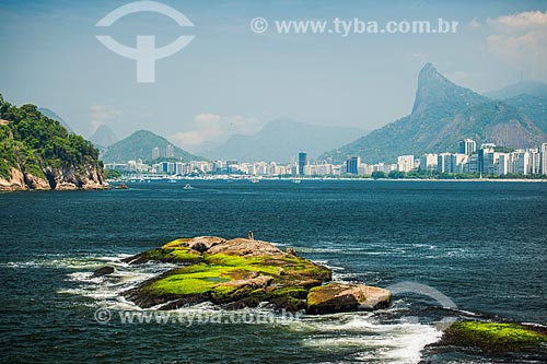  Corcovado e Praia de Botafogo vistos da Baía de Guanabara  - Rio de Janeiro - Rio de Janeiro (RJ) - Brasil