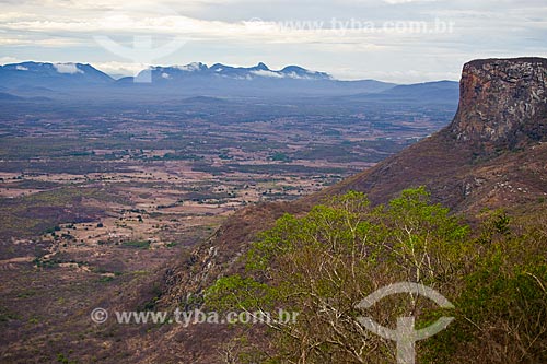  Morros no sertão do Ceará  - Quixadá - Ceará (CE) - Brasil