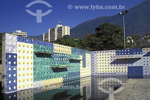  Painel de Roberto Burle Marx no Parque del Este (1961) - oficialmente Parque Generalissimo Francisco de Miranda  - Caracas - Distrito Capital - Venezuela