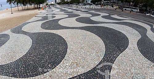  Detalhe do calçadão da Praia de Copacabana  - Rio de Janeiro - Rio de Janeiro (RJ) - Brasil