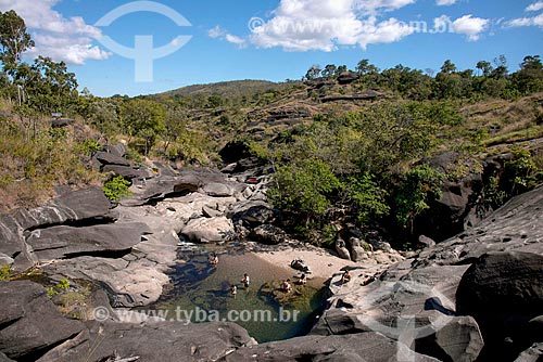  Turistas no Vale da lua -  Parque Nacional da Chapada dos Veadeiros  - Alto Paraíso de Goiás - Goiás (GO) - Brasil