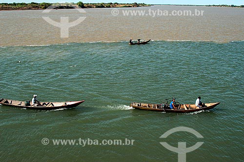  Barcos no encontro dos Rio São Francisco e Rio Grande  - Barra - Bahia (BA) - Brasil