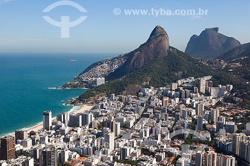  Vista do Morro Dois Irmãos e da Pedra da Gávea a partir do Leblon  - Rio de Janeiro - Rio de Janeiro (RJ) - Brasil