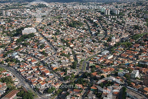  Foto aérea da Avenida Avai com o bairro Dom Bosco - à esquerda - e o bairro Alvaro Camargos - à direita  - Belo Horizonte - Minas Gerais (MG) - Brasil