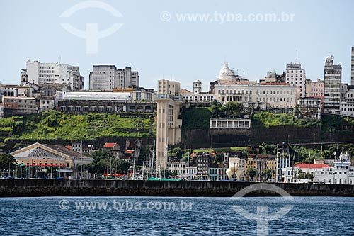  Vista da cidade alta a partir da Baia de Todos os Santos  - Salvador - Bahia (BA) - Brasil