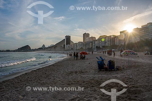  Pôr do sol visto da Praia do Leme  - Rio de Janeiro - Rio de Janeiro (RJ) - Brasil